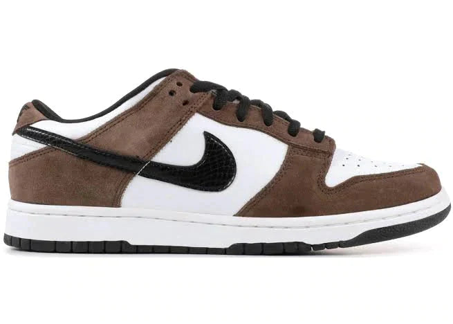 Tênis Nike SB Dunk Low White Black Trail End Brown