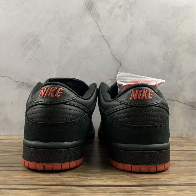 Tênis Nike SB Dunk Low Black Pigeon