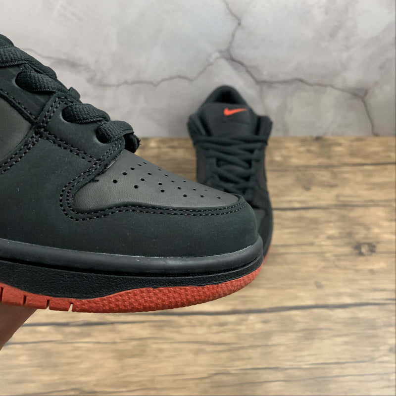 Tênis Nike SB Dunk Low Black Pigeon