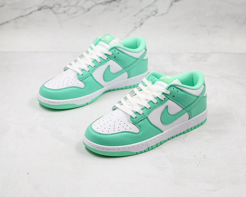 Tênis Nike SB Low Green Glow