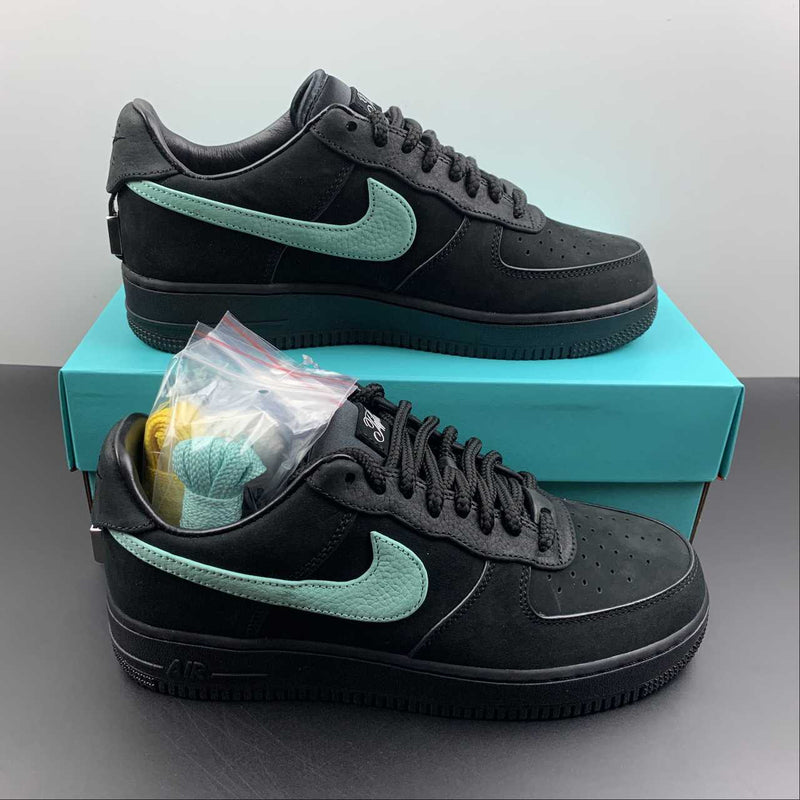 Tênis Nike Air Force 1 Low Tiffany & Co 1837