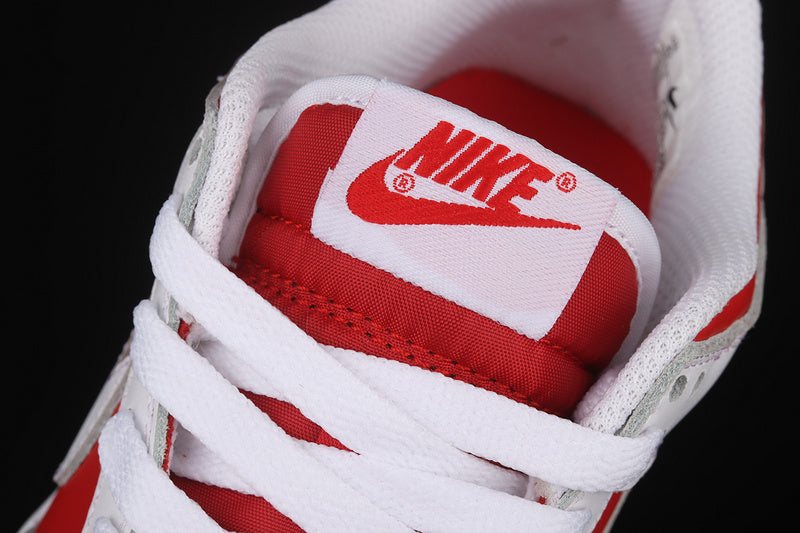 Tênis Nike SB Low Championship Red