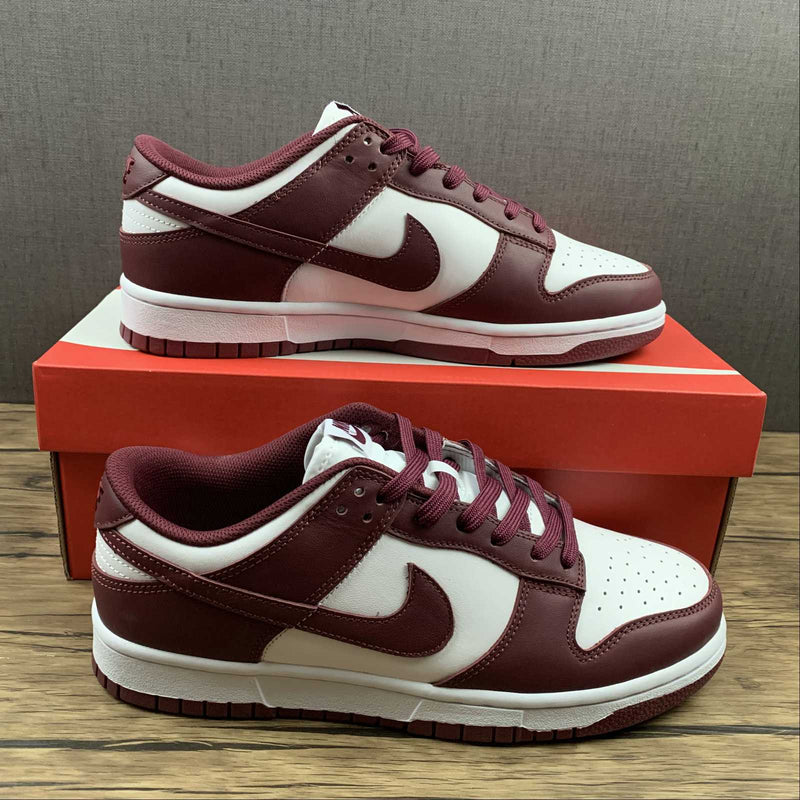 Tênis Nike SB Low Bordeaux