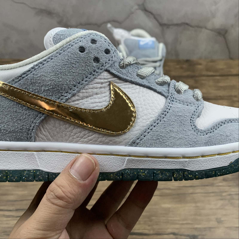 Tênis Nike SB Dunk Low Sean Cliver