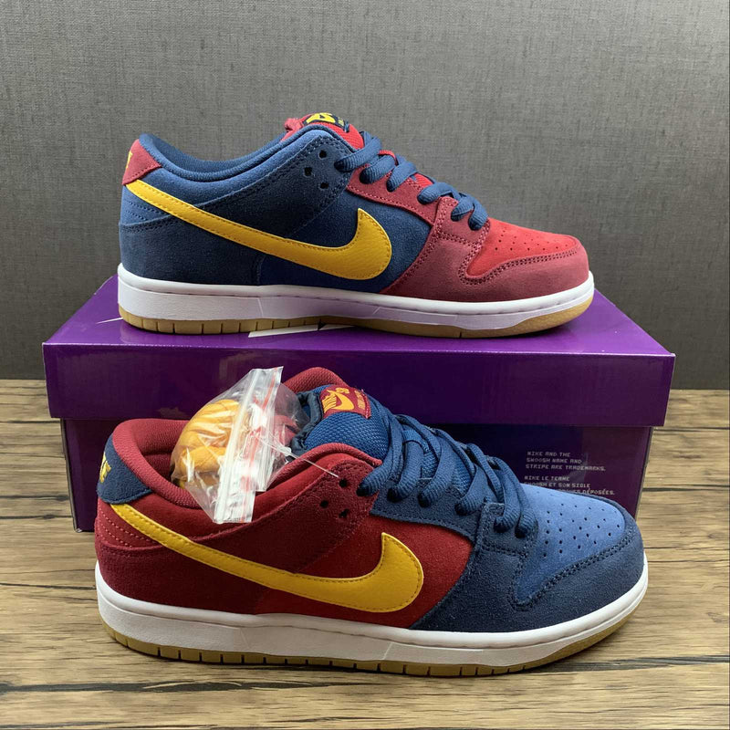 Tênis Nike SB Dunk Low Barcelona